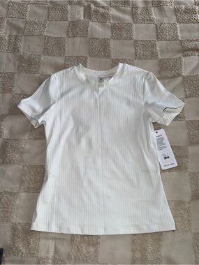 Rhône Modern Ribbed Tee size Small
